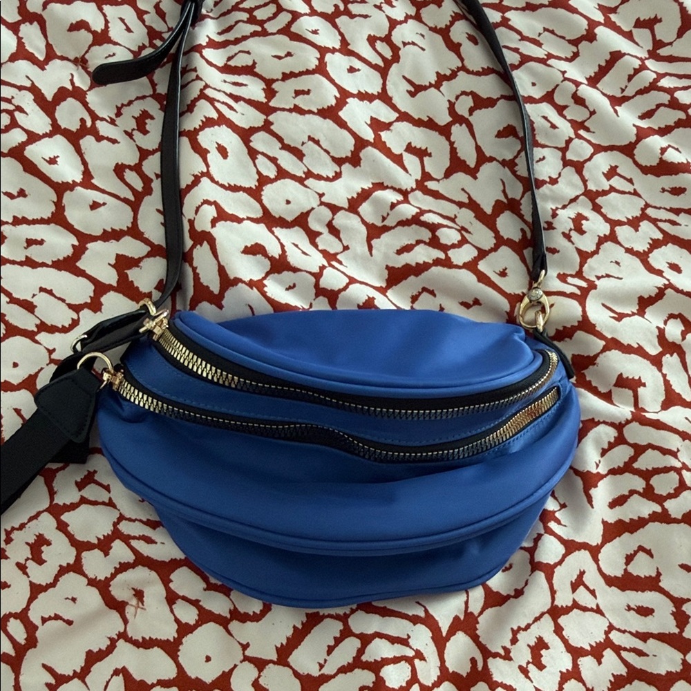 Blue Crossbody Belt Bag with Gold Zippers